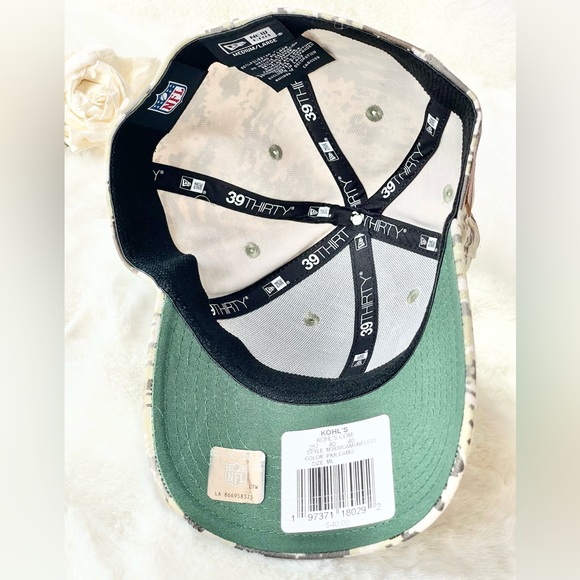 New with tags GREEN BAY PACKERS OFFICIAL NFL HAT CREAM & GREEN CAMO  w/logo - Picture 5 of 6